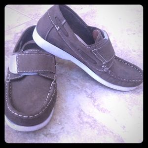 Boy leather dress shoes